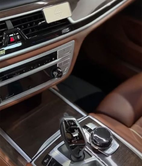 МОНЦА светлая кожа, дизайнерский ароматизатор для автомобиля Monza Leather Ivory, Vinove