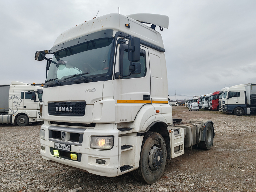 КамАЗ 5490 4x2 Седельный тягач 5490-S5 (Дизельный, 12,0 л, 401 л.с., АТ)