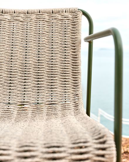 Стул Maurina из оцинкованной стали зеленого цвета и экрю и серым шнуром