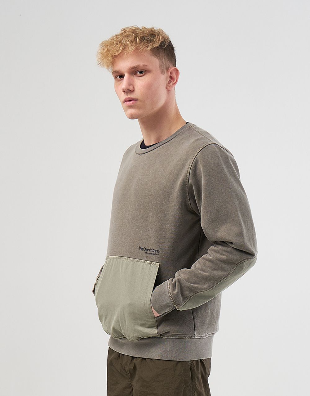 Толстовка We Don’t Care GD Sweatshirt Khaki