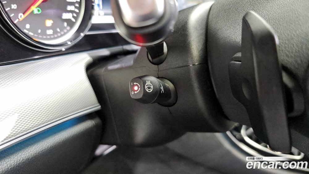 Mercedes-Benz E-Class W213 E300 Avangarde (09.2019)