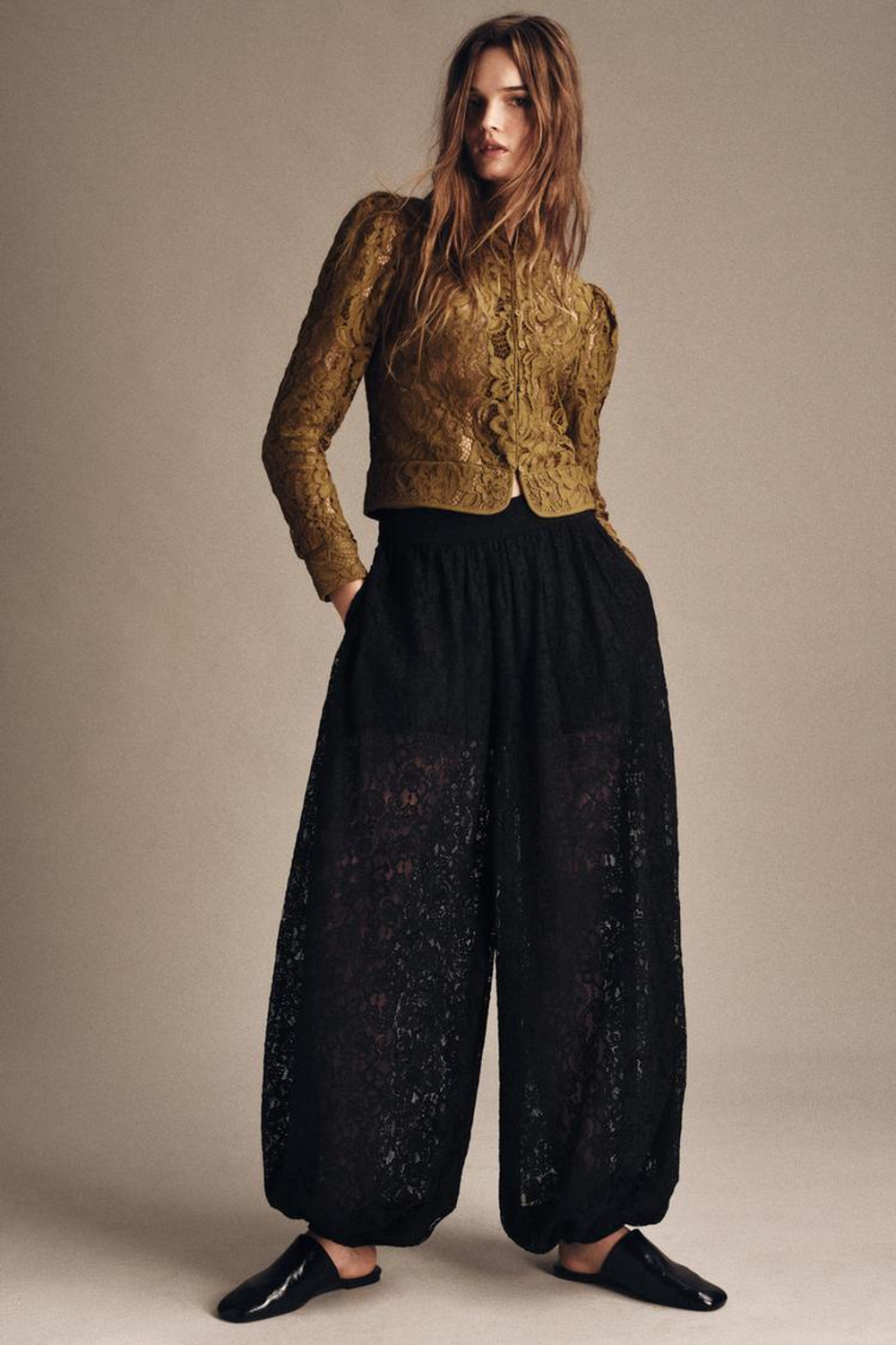 ZARA БРЮКИ-БАЛЛОНЫ КРУЖЕВНЫЕ ZW COLLECTION, ЧЕРНЫЙ