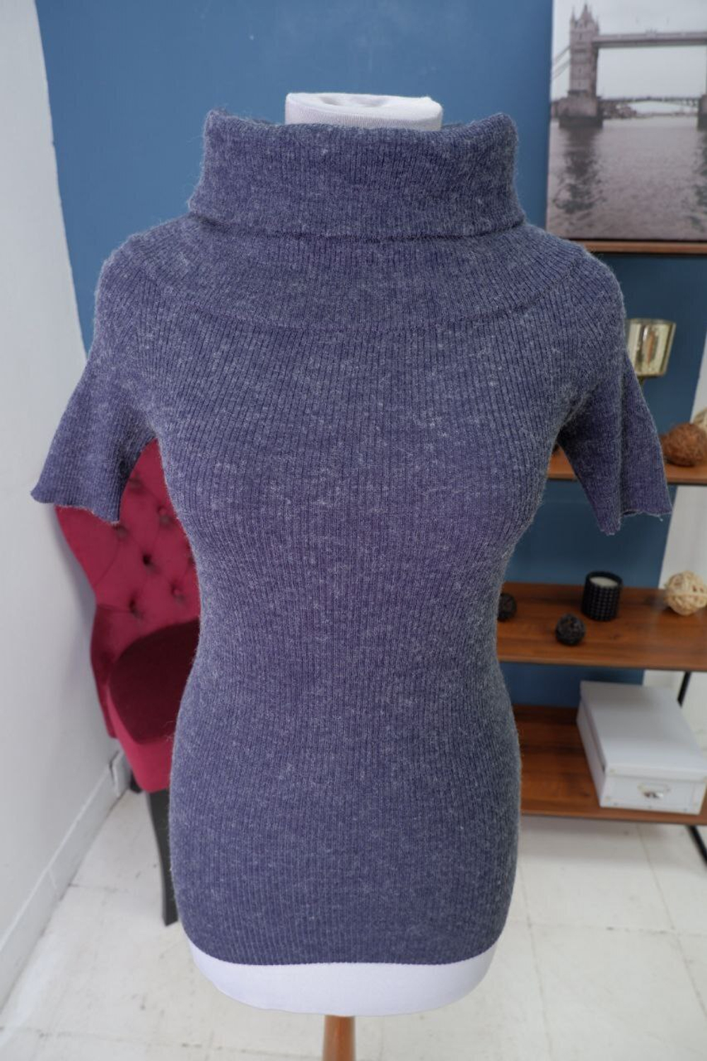 Джемпер Tom Farr стильный с коротким рукавом 44 размер