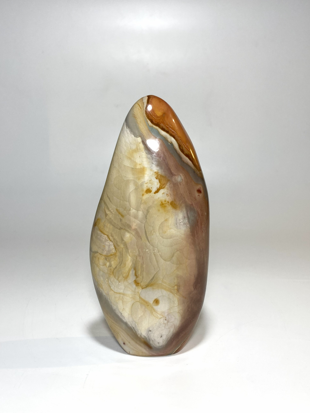 Полихромная яшма интерьерная