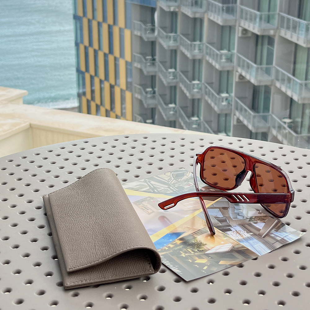 Футляр для очков Lentille из кожи сафьяно, бежевого цвета