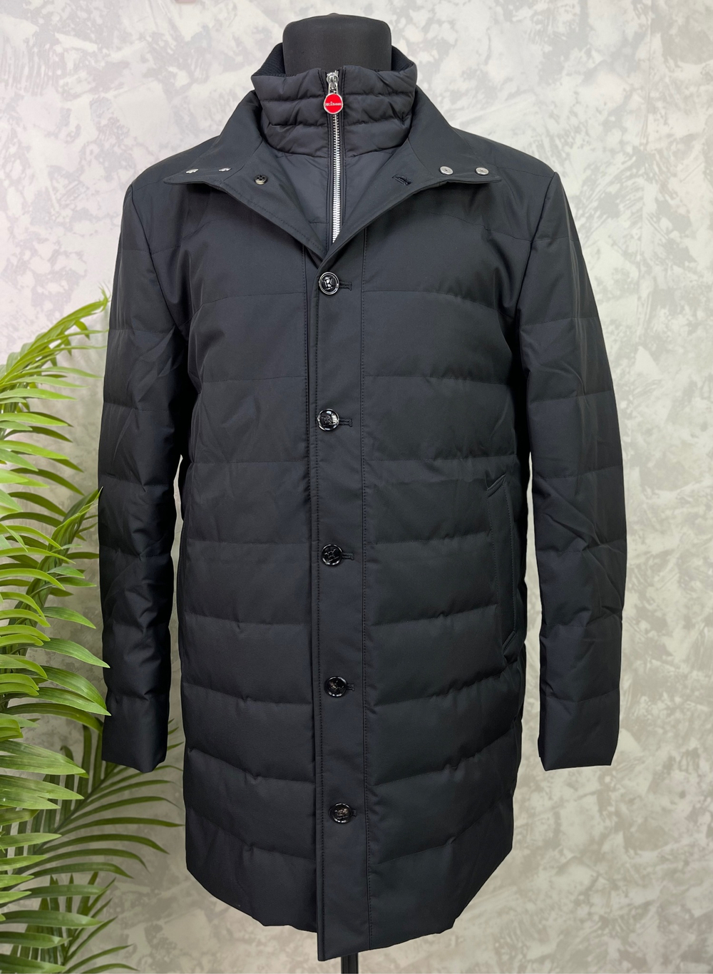 Пуховик Kiton