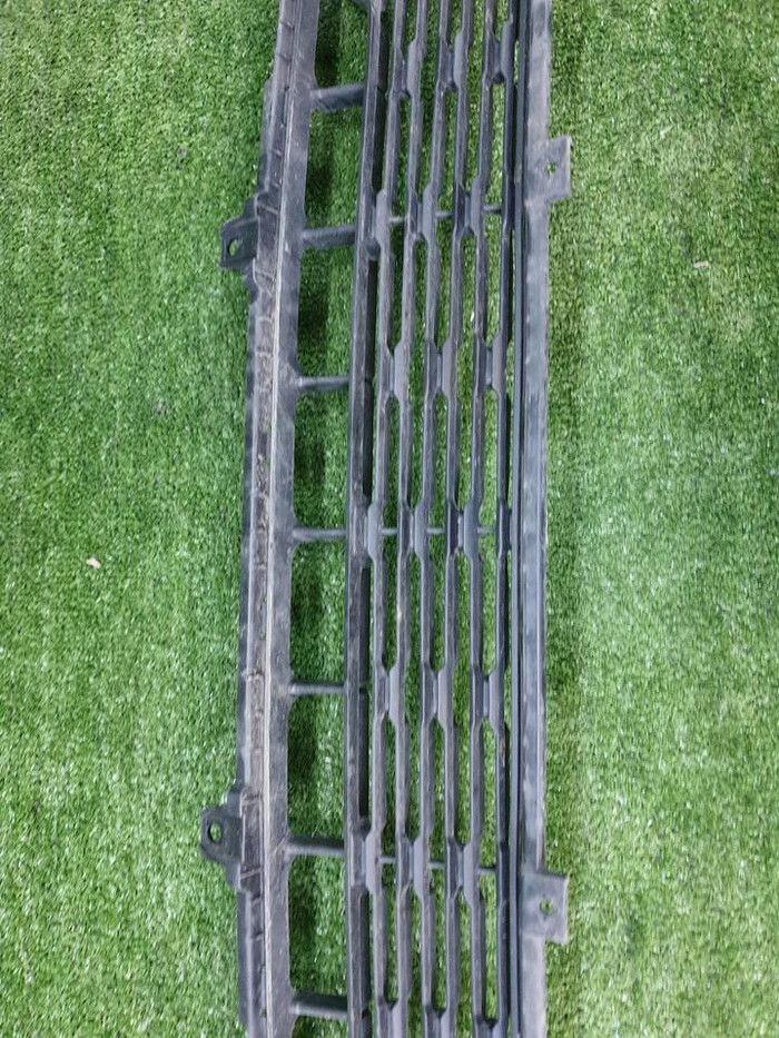 Решетка переднего бампера Kia Cerato 4 (2018-2021)