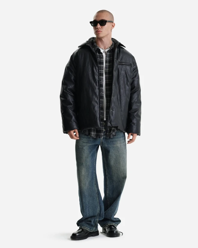 Утепленная куртка-рубашка из экокожи