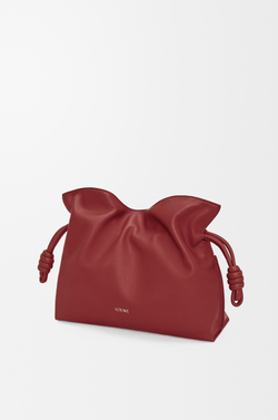 Loewe Сумка-клатч среднего размера Flamenco из телячьей кожи наппа, красный
