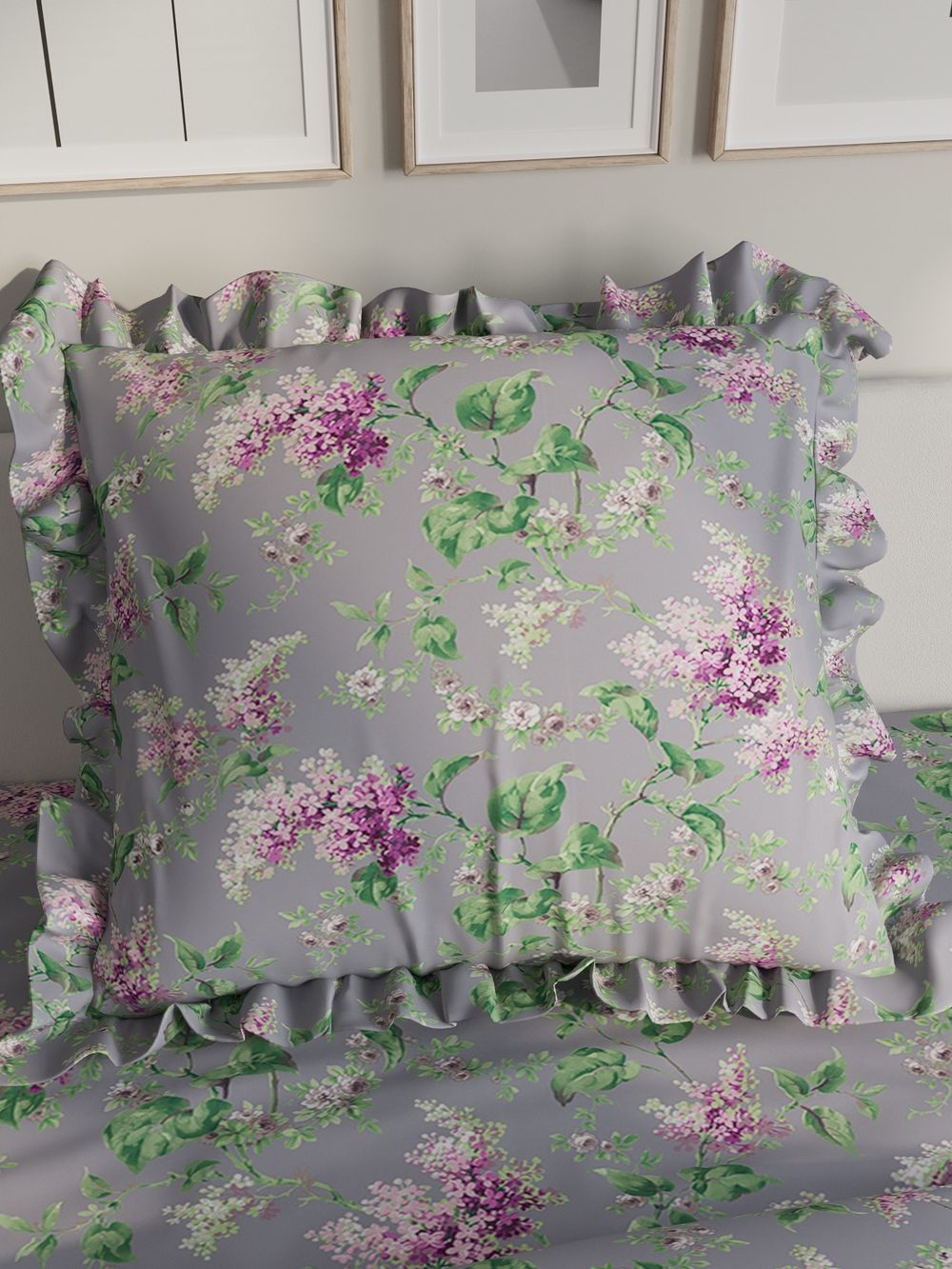 Декоративная наволочка с рюшами, оборками "Сирень" 70х70 см, 1 шт, без молнии
