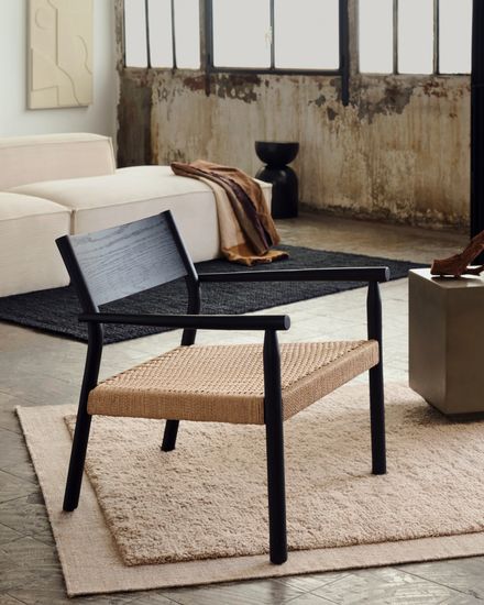 Yalia Кресло из массива дуба с черной отделкой и сиденьем из 100% веревки Испания La Forma