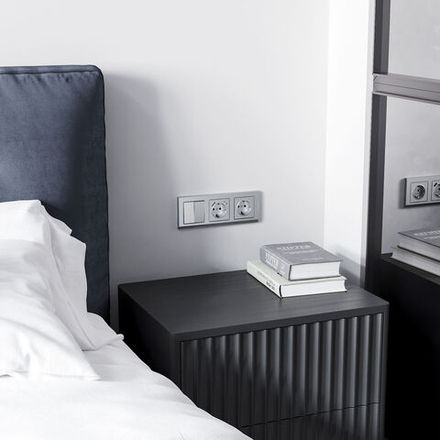 Накладка для розетки USB (серебряный матовый)