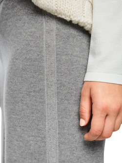 Marc-Cain-Ad_HerbstWinter-2025_820_ZA-81.02-M06_4