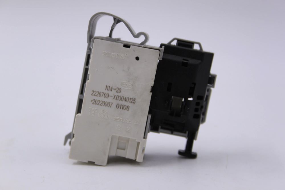 Устройство блокировки люка стиральной машины 2226709-X03040125