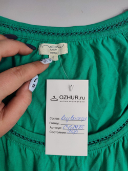 Футболка Low Look красивого цвета 40 размер