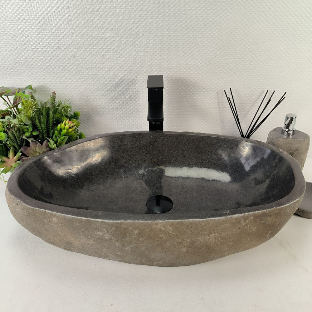 Раковина из речного камня RS-65156 64*38*15 0858