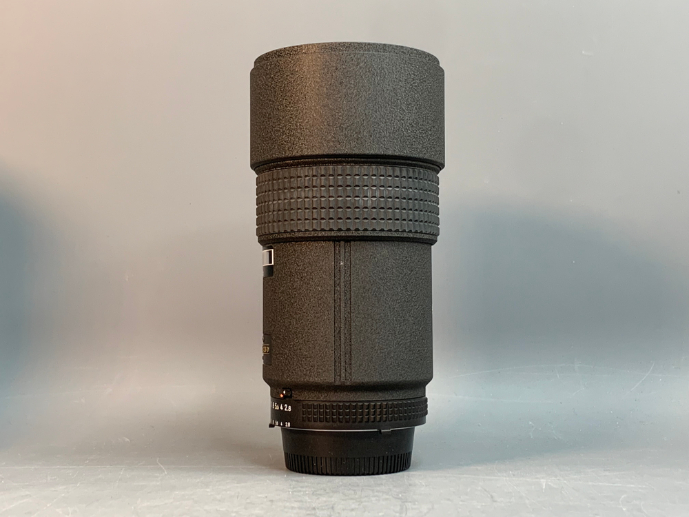 Nikon 180mm 2.8D ED-IF AF Nikkor