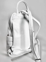 Женский городской рюкзак из натуральной кожи белого цвета