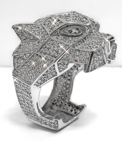 Ювелирное мужское кольцо из серебра с фианитами