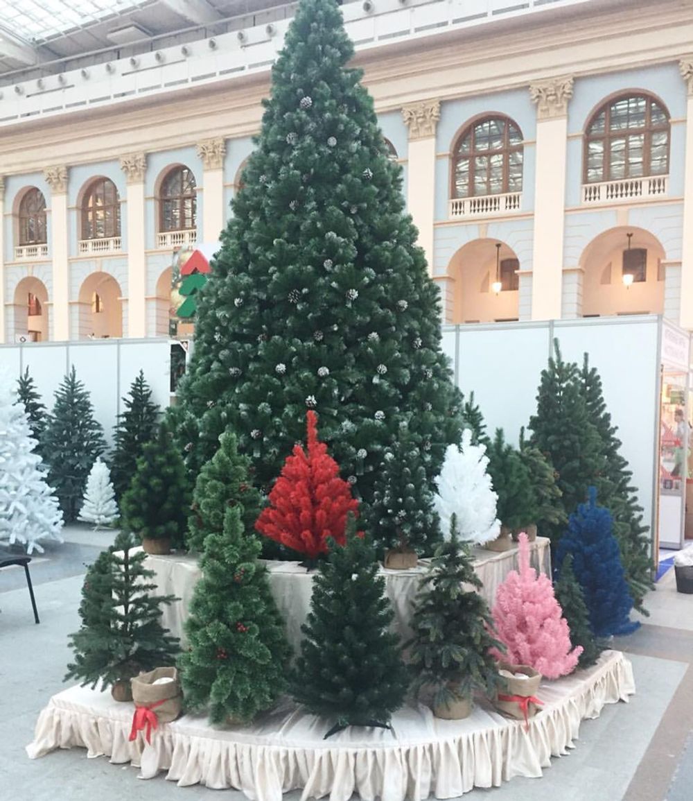 Большая елка с шишками «Снежная королева» (Пвх) от 3 м до 5 м