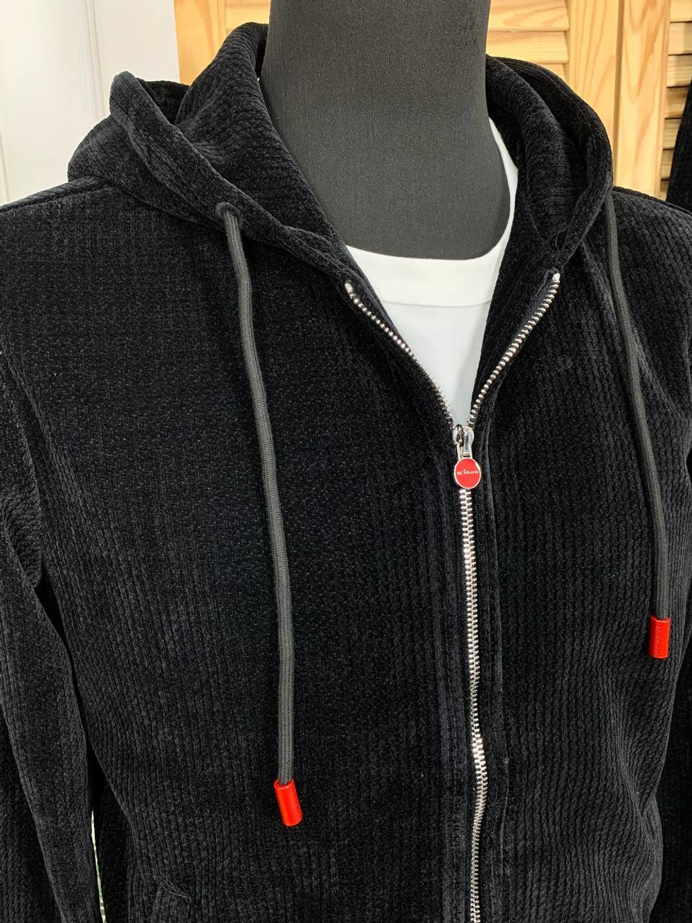 Костюм Kiton
