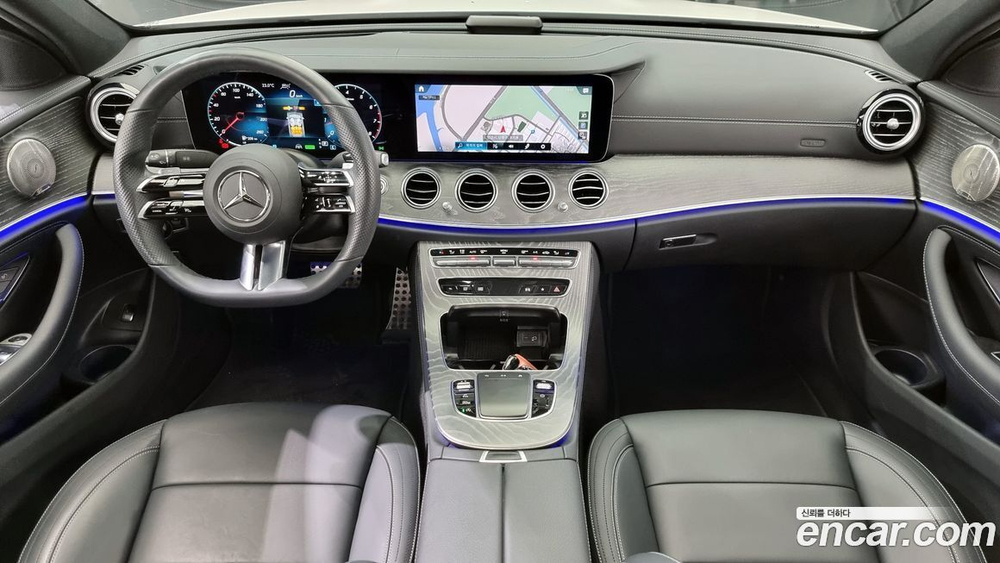 Mercedes-Benz E-Class W213 E350 4MATIC AMG Line (06.2021)