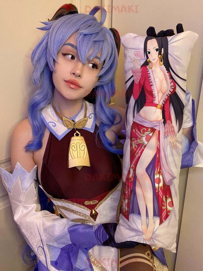 Мини дакимакура Боа Хэнкок из Ван-Пис арт. M0449, 60х20 см