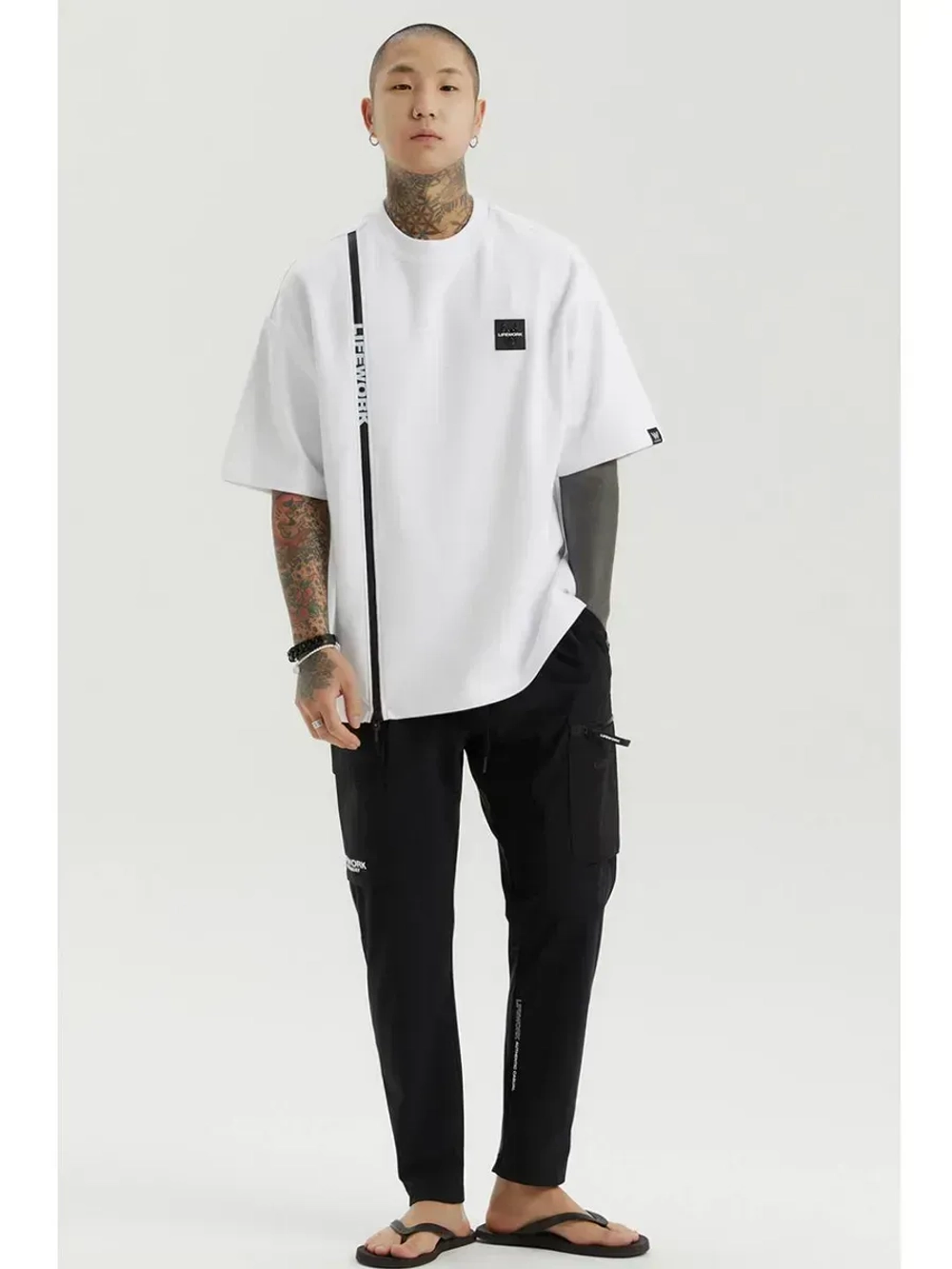 Брюки-карго с сетчатым карманом