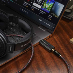 USB ЦАП-Усилитель для наушников Clarus Coda CDAC-100