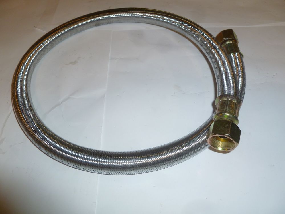 Рукав выхода  из масляного теплообменника Ricardo R6105ZDS1; TDK 84, 110 6LT (L=850 мм)/Water inlet tube (6R450004)