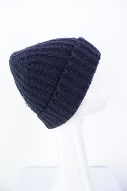 Шапка Ostin стильная