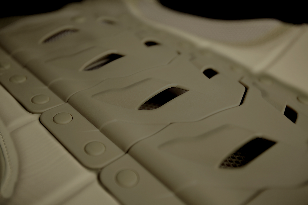 Мотожилет - ICON STRYKER BATTLESCAR VEST (милитари)