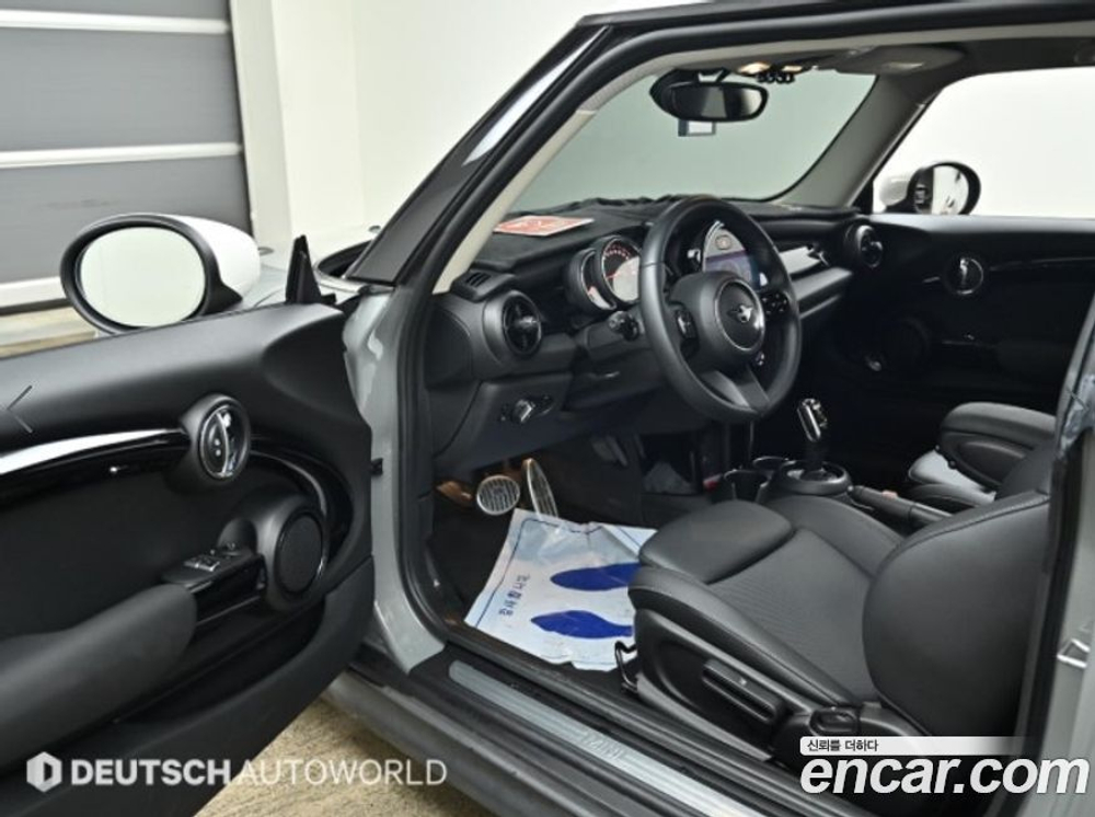 Mini Cooper Classic (07.2021)