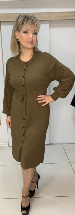 Трикотажное итальянское платье на пуговицах