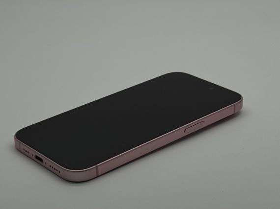 iPhone 15 128Gb Pink