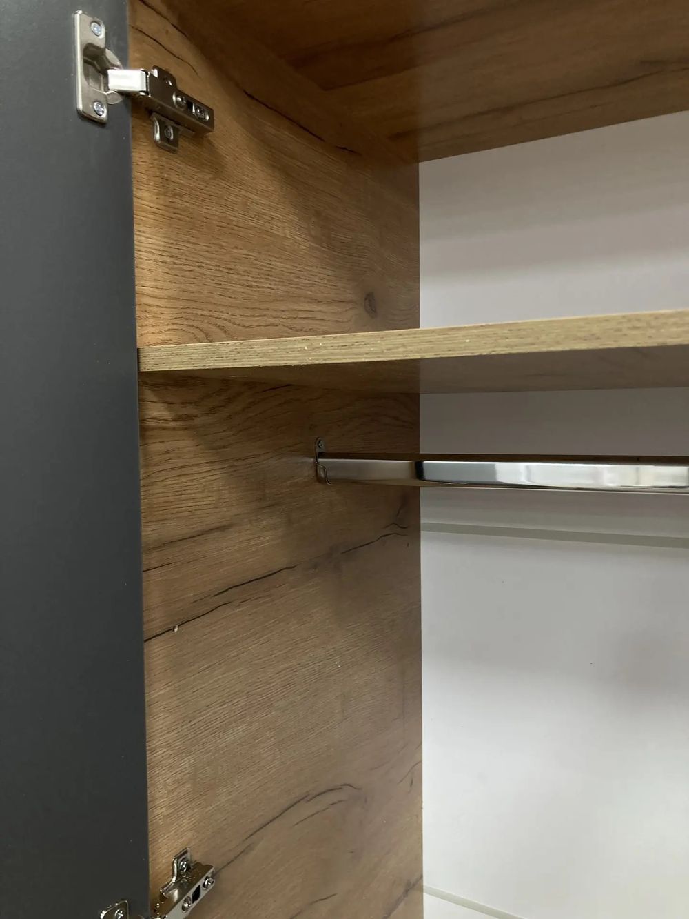 Шкаф 4-х створчатый Багира ШК-13 крафт/графит