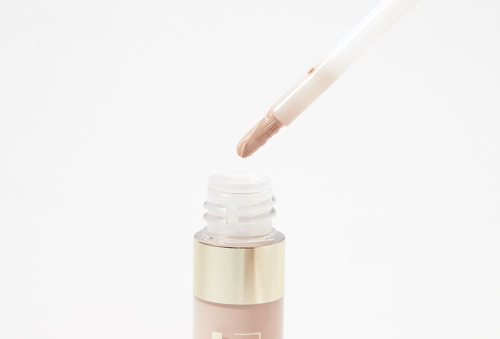 Светоотражающий консилер ART-VISAGE "MIRACLE TOUCH" - 103