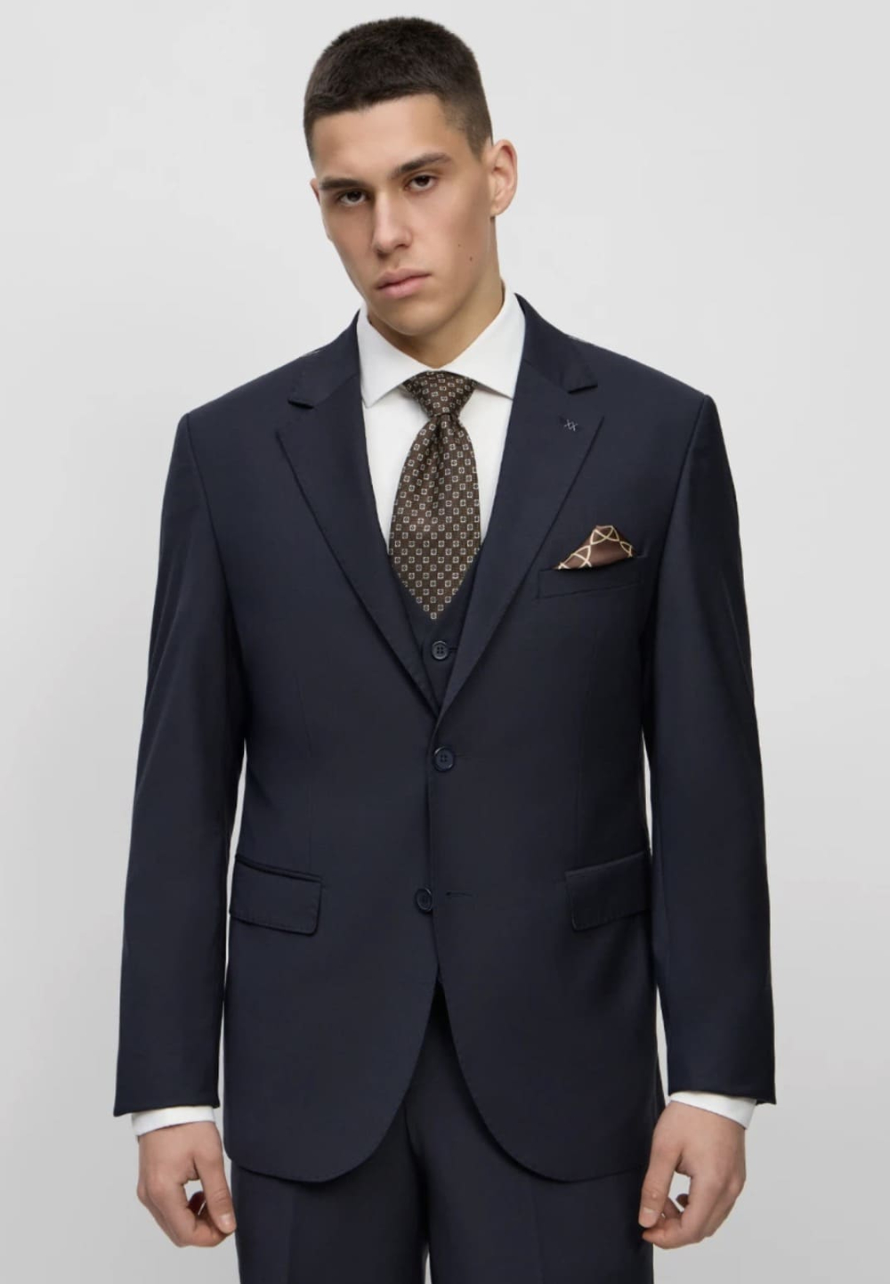 Мужской костюм тройка (темно-синий) А52