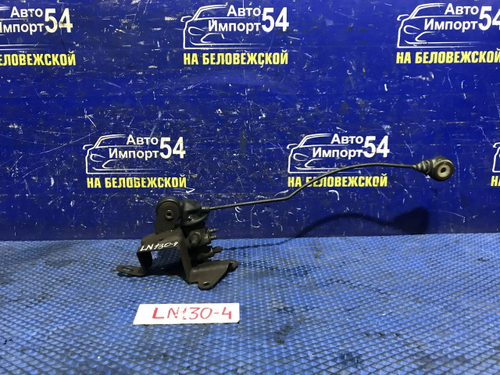 Распределитель тормозной TOYOTA HILUX SURF 1992