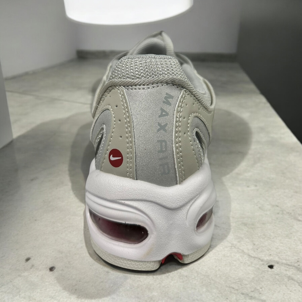 Nike Air Max Tailwind IV • Monochrome