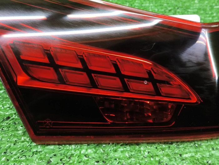 Фонарь левый внутренний Mercedes E W213 (20-23)