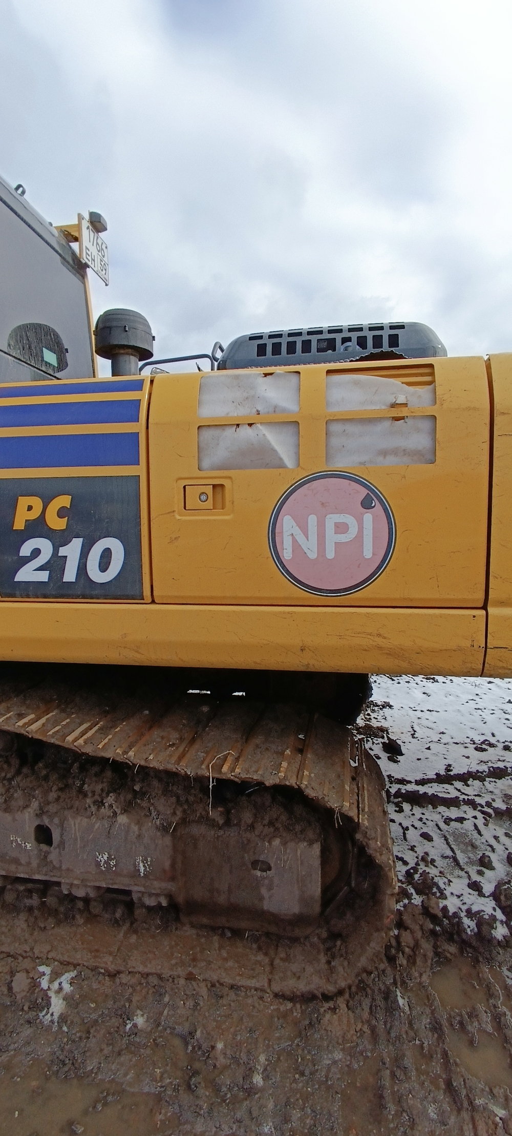 KOMATSU PC 210 Экскаватор PC210-10M0 (Дизельный, 6,7 л, 167 л.с., АТ)