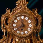 Настольные бронзовые часы