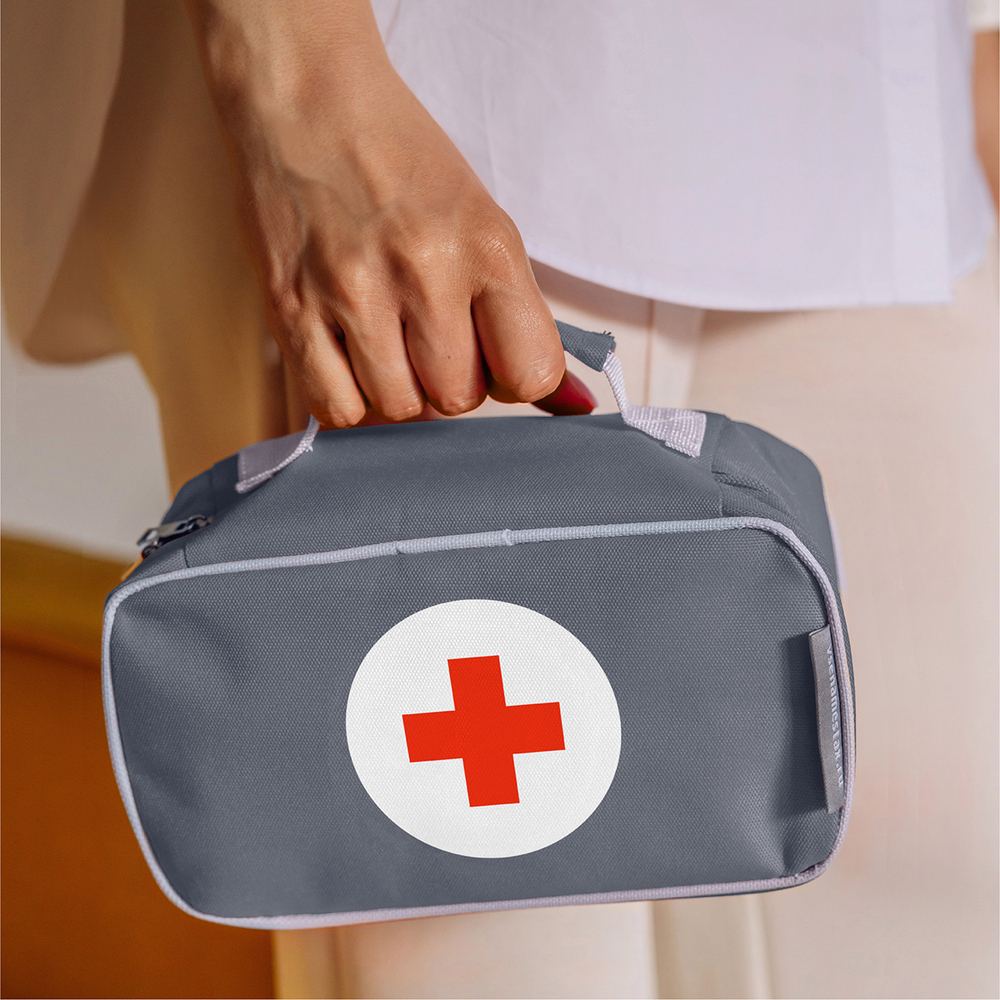 Аптечка дорожная 24х13х9 (серая)