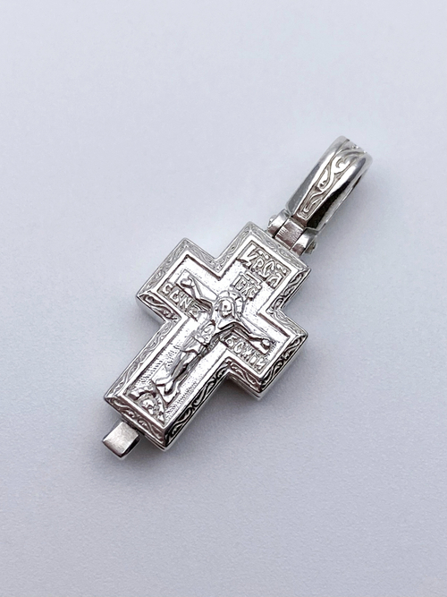 Крест мощевик из серебра/Без покрытия/С подвижным ухом
