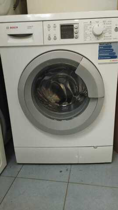 Стиральная машина Bosch WAS24440OE/01 загрузка 8 кг 1200 об/мин б/у