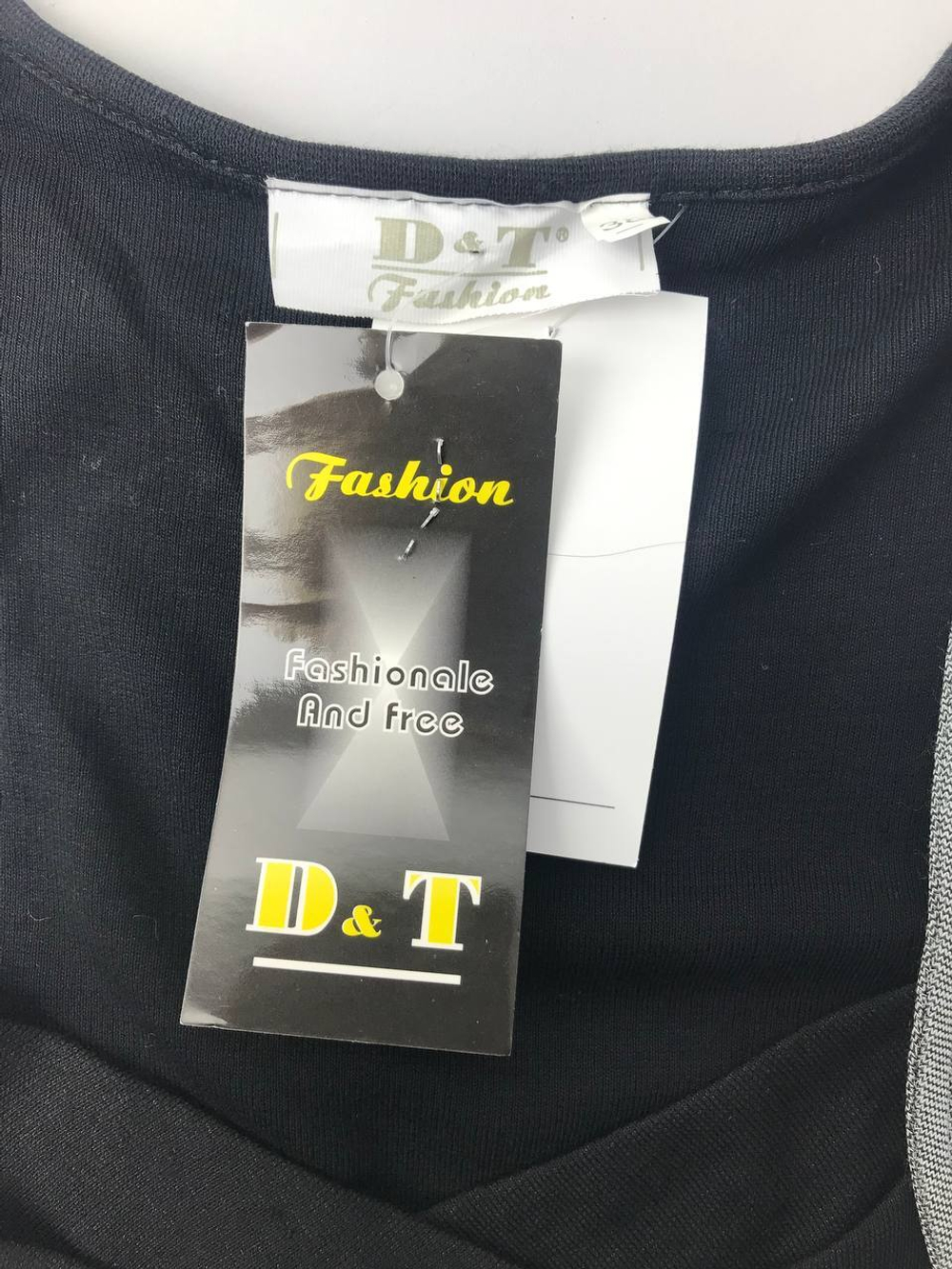 Платье осеннее  44 размер, новое с браком