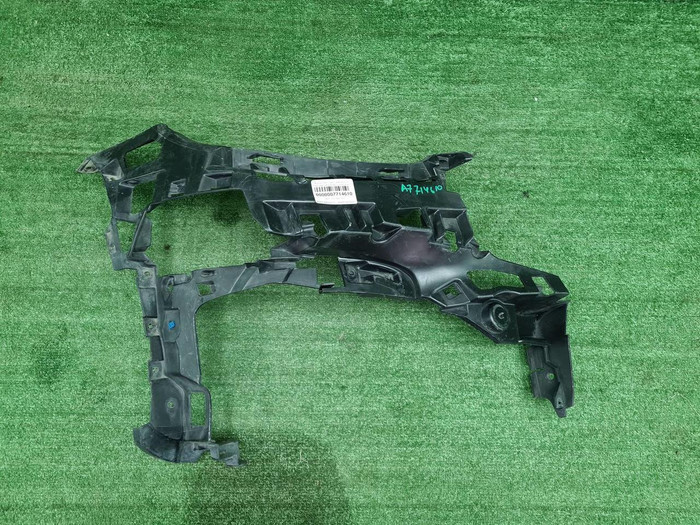 Кронштейн перед. бампера Mercedes E W213 20-23 AMG