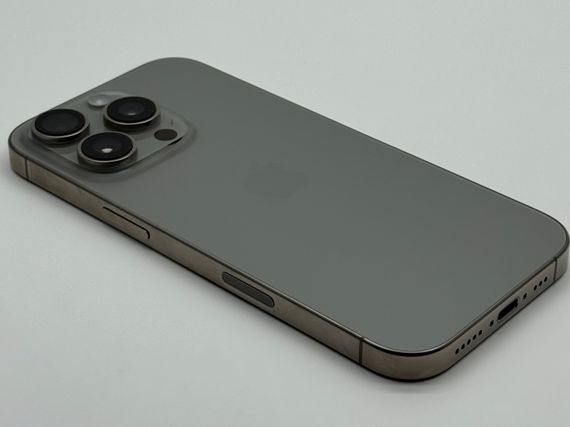 iPhone 16 Pro 256Gb Natural Titanium