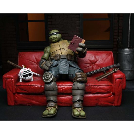 Фигурка TMNT: IDW Comics Scale Figure Ultimate The Last Ronin / Фигурка по мотивам франшизы "Черепашки-ниндзя", Микеланджело